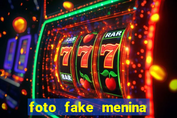 foto fake menina cabelo cacheado
